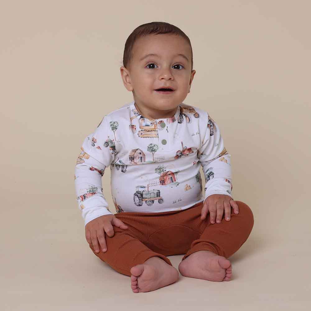 D&T Long Sleeve Organic Bodysuit